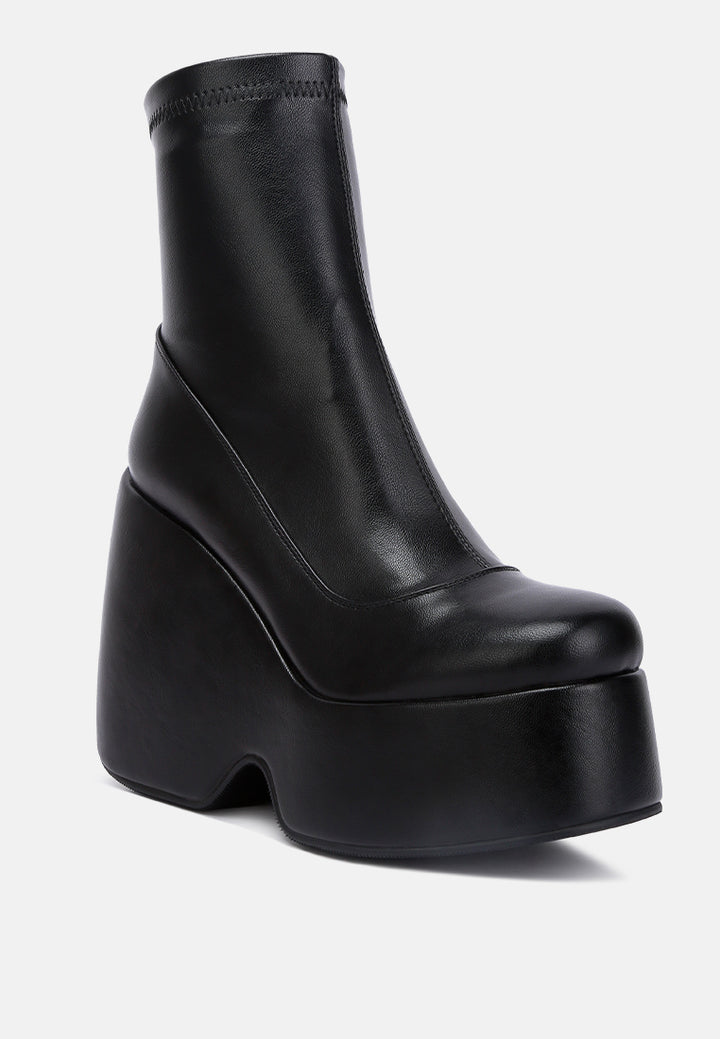 purnell high platform ankle boots by ruw#color_black