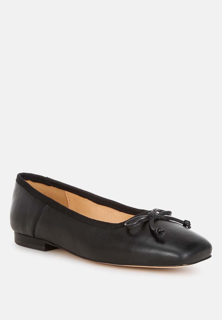 square-toe bow ballerinas by ruw color_black