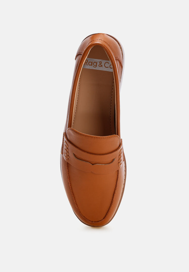 mocasines reiga con tacón bajo en bloque#color_tan