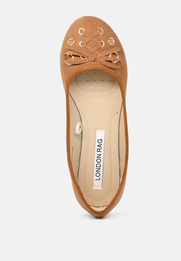 brittany ballerina flats with bow#color_tan