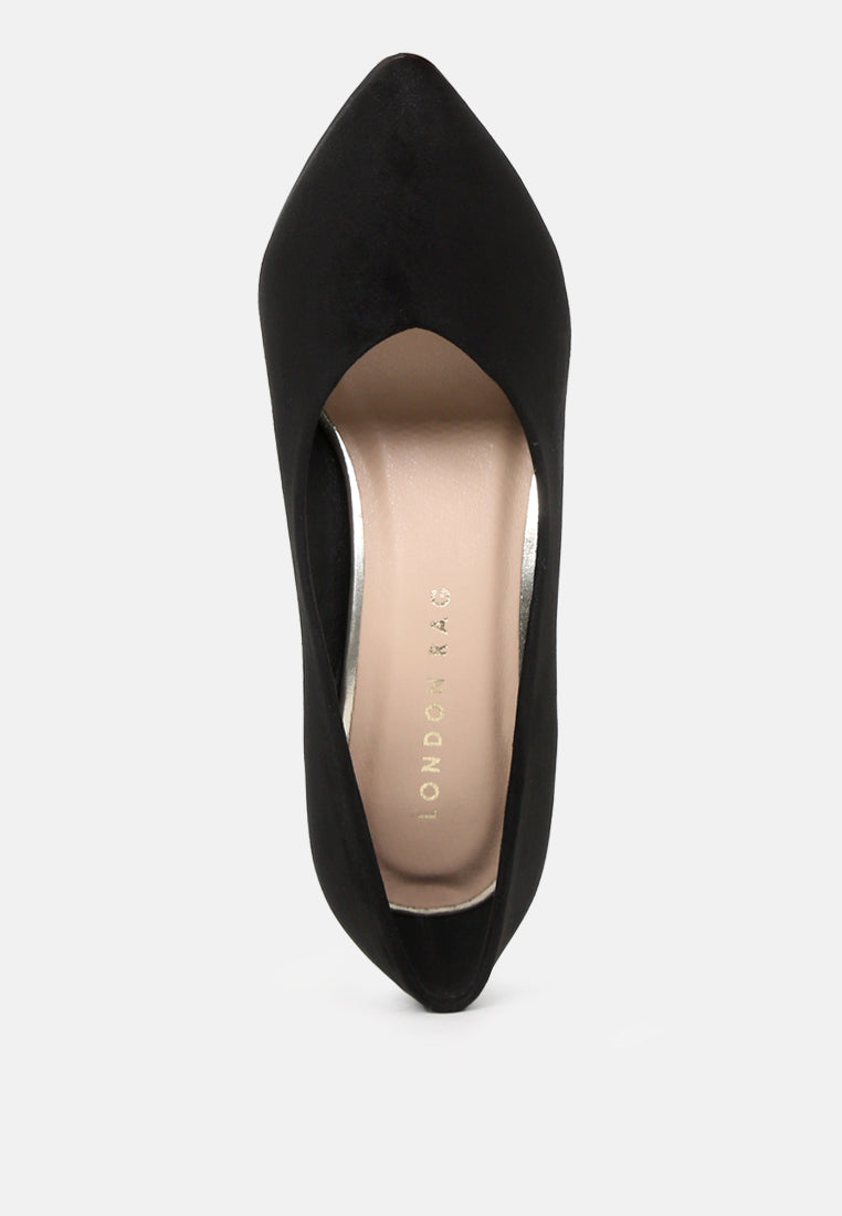 wilona classic pointed toe pumps#color_black