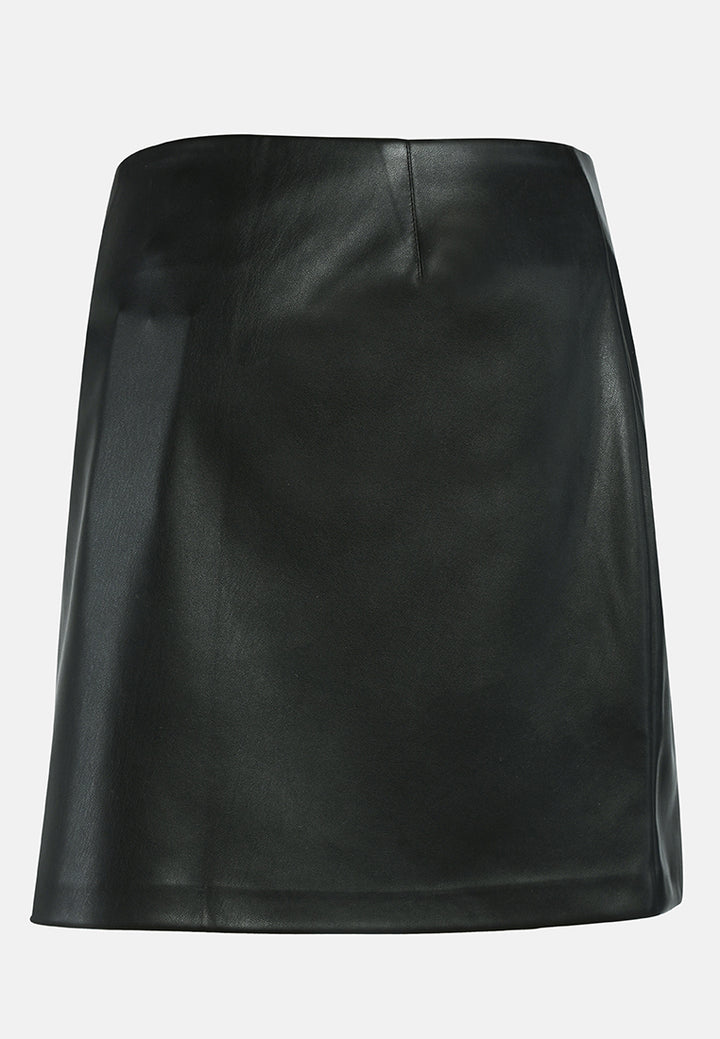 buckle belted mini skirt with a slit#color_black