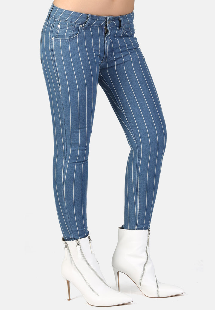 striped skinny jeans#color_light-blue