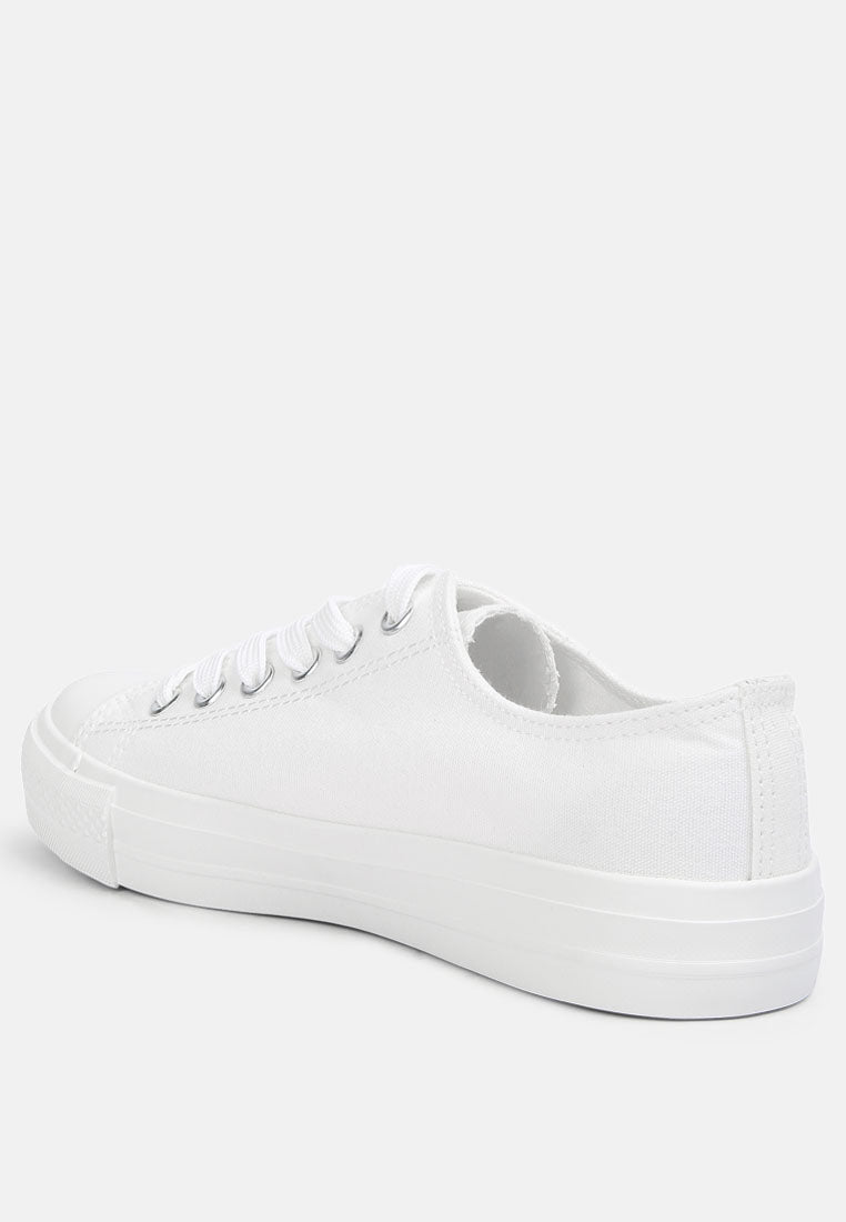 cloudwalk casual canvas dailywear sneakers#color_white