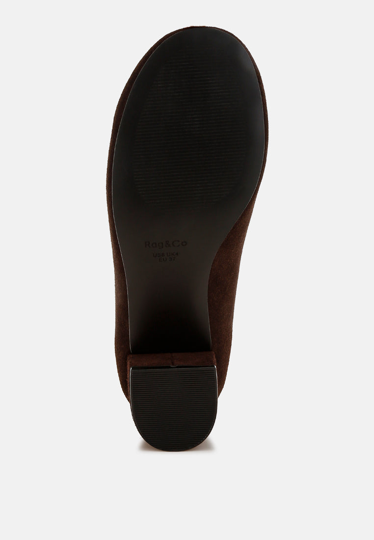 Mocasines de ante con detalle de borlas Aloha#color_brown