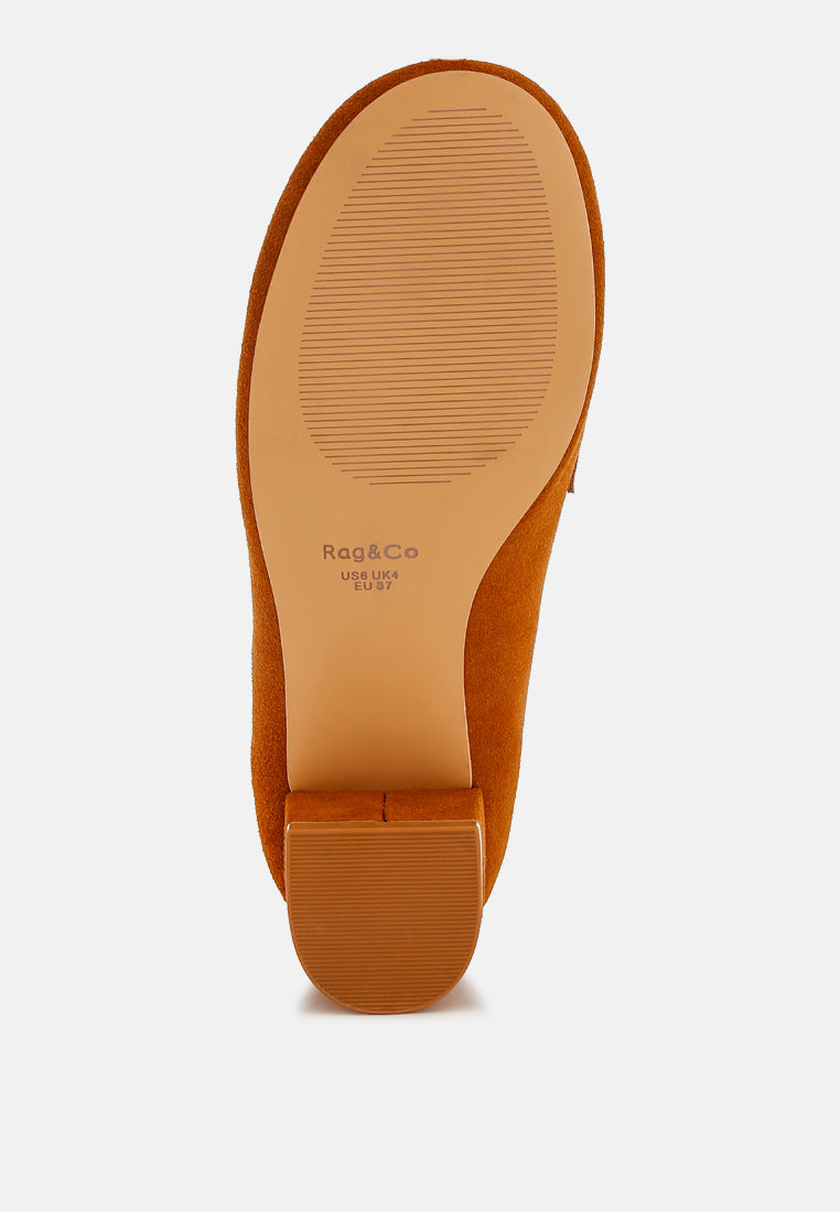 mocasines de ante con detalle de borlas aloha#color_tan