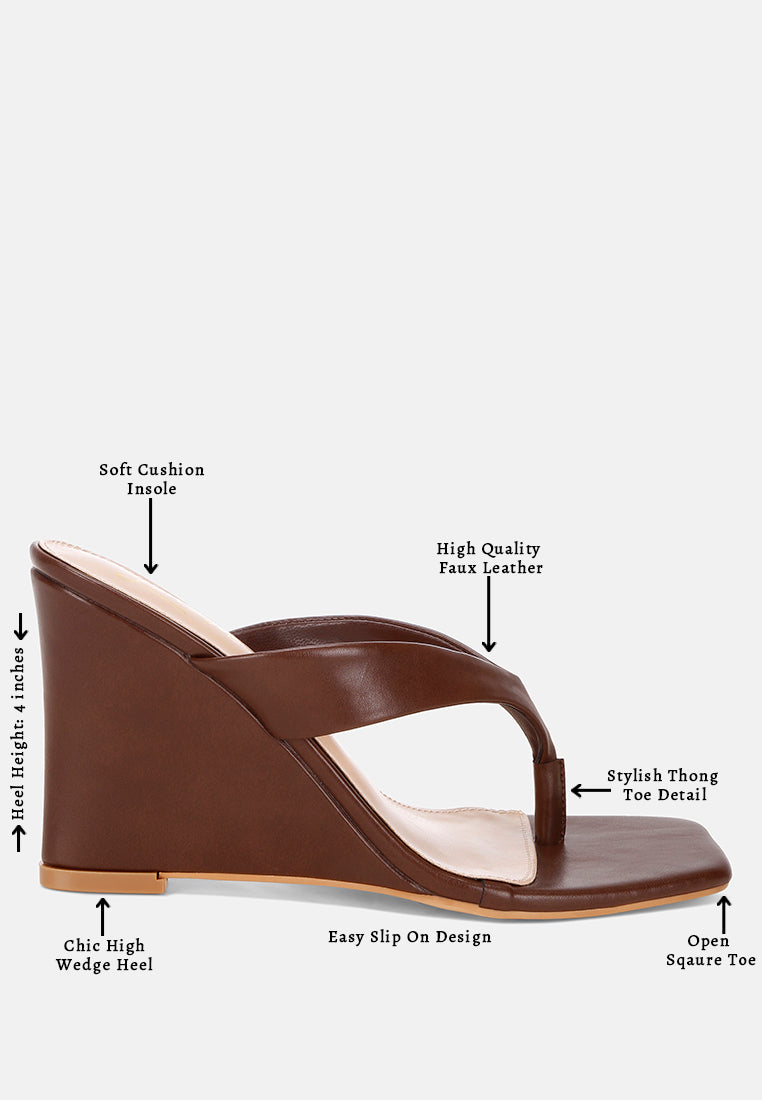 amilta square toe thong heels#color_brown-smooth