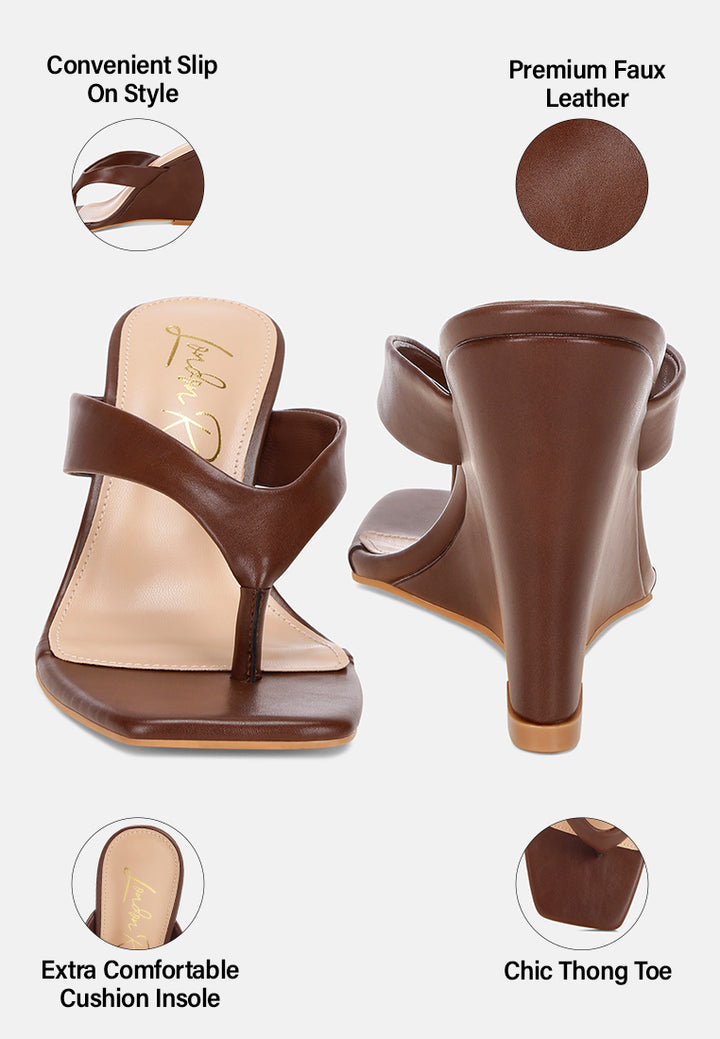 amilta square toe thong heels#color_brown-smooth