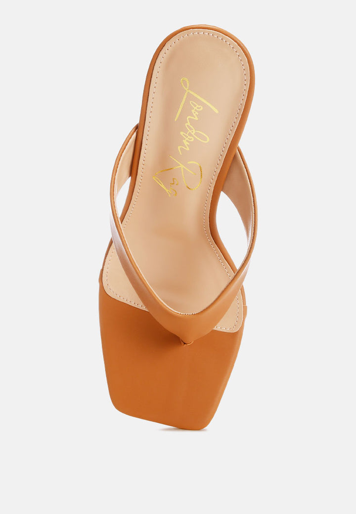 amilta square toe thong heels#color_tan-smooth