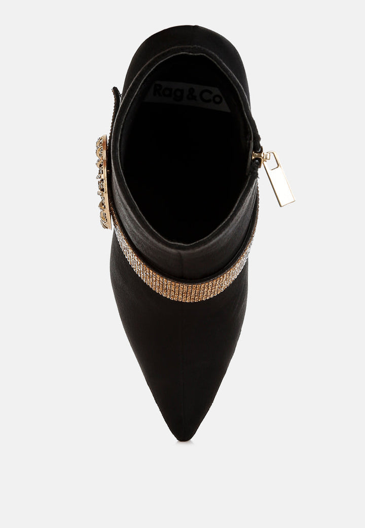 botas asagao con tiras de diamantes y pedrería#color_black