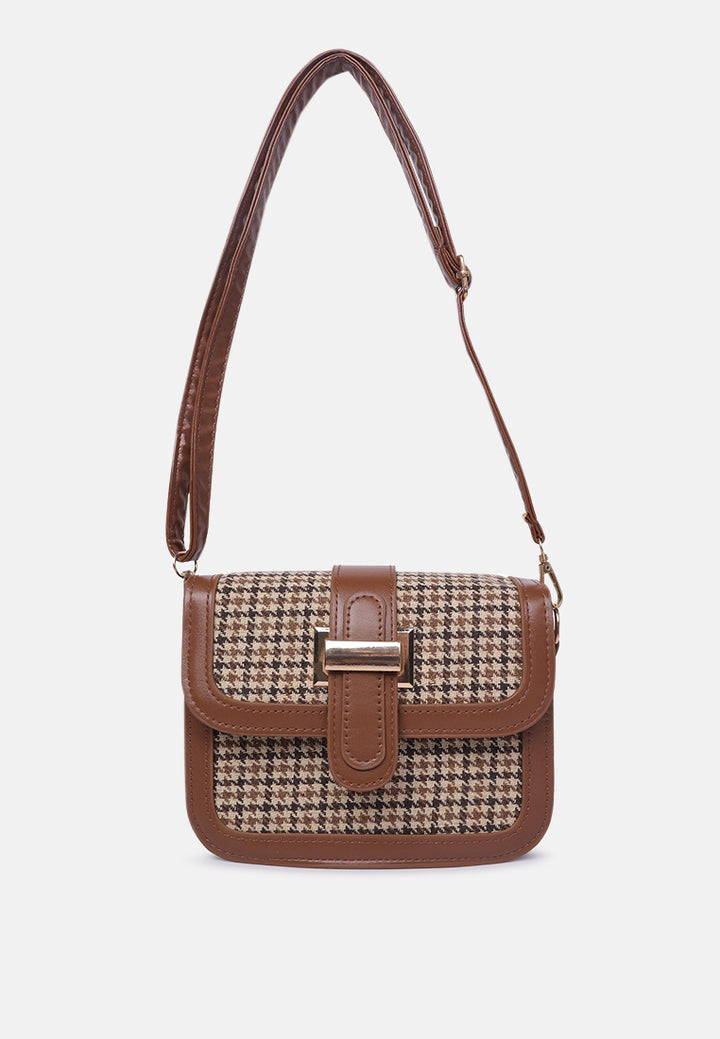 houndstooth woven detail sling bag#color_brown