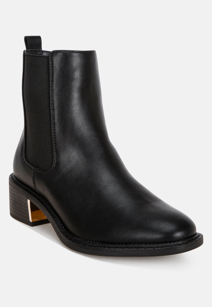 barnabas block heel chelsea boots#color_black-smooth