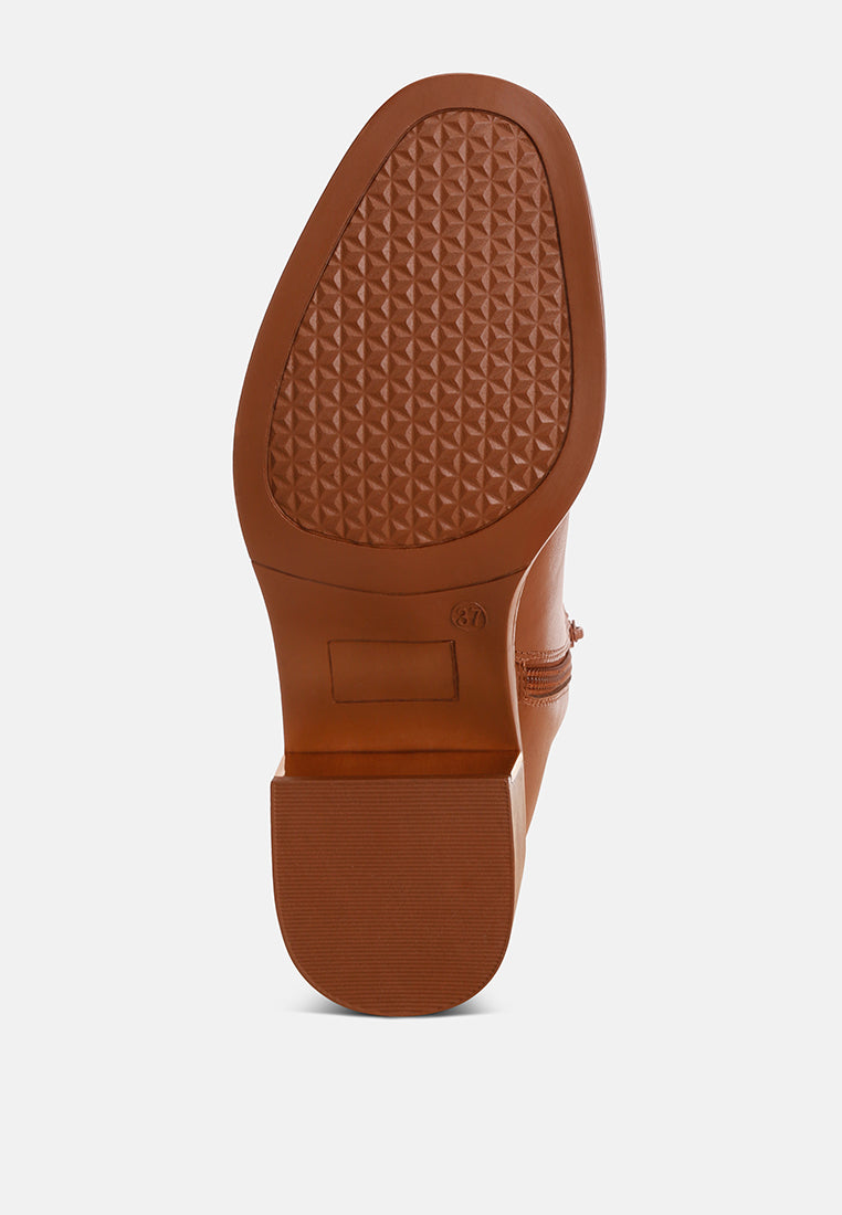 barnabas block heel chelsea boots#color_brown-smooth