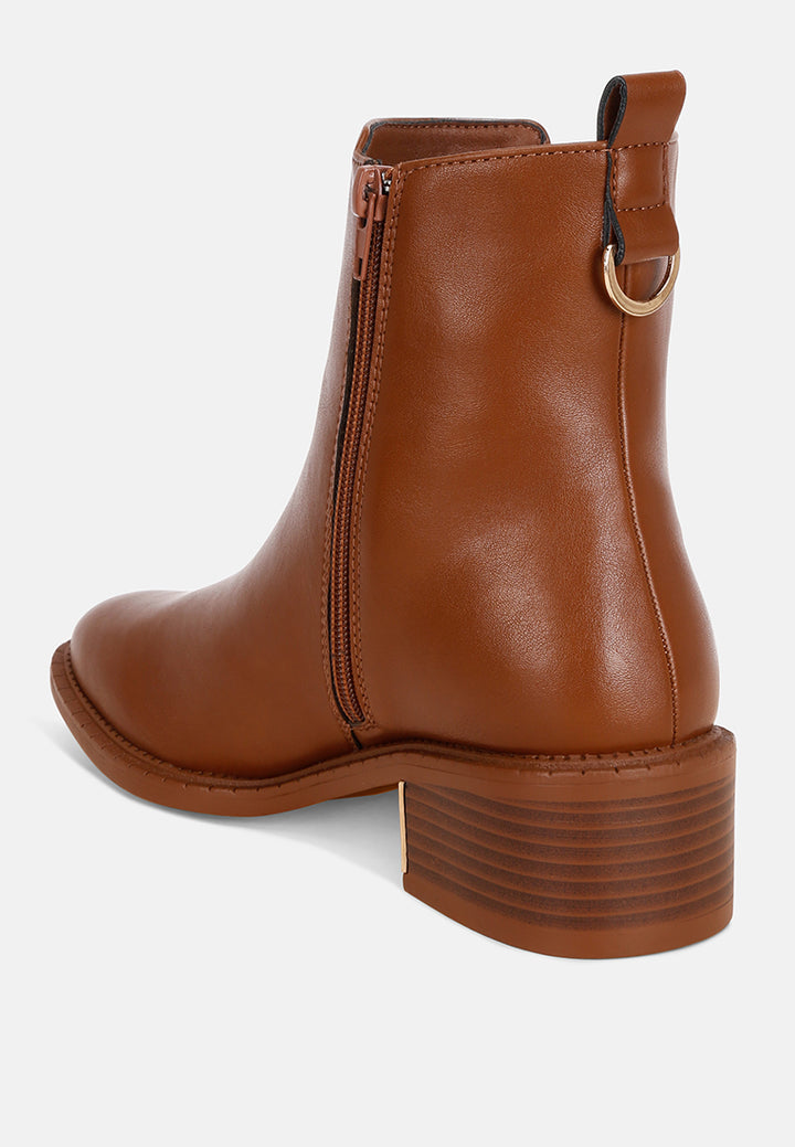 barnabas block heel chelsea boots#color_brown-smooth
