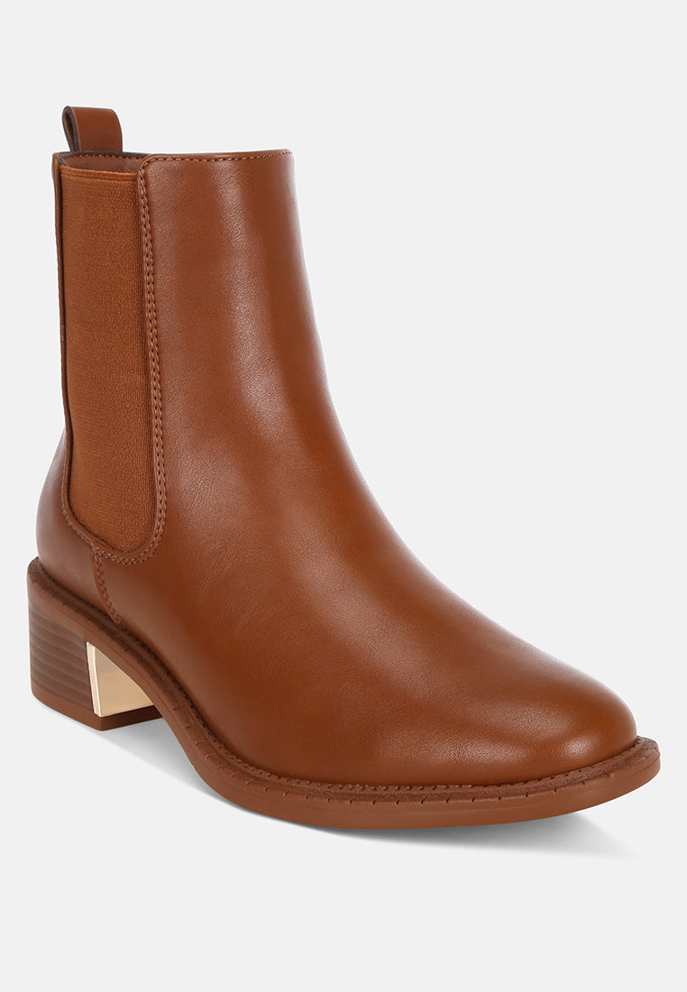 barnabas block heel chelsea boots#color_brown-smooth