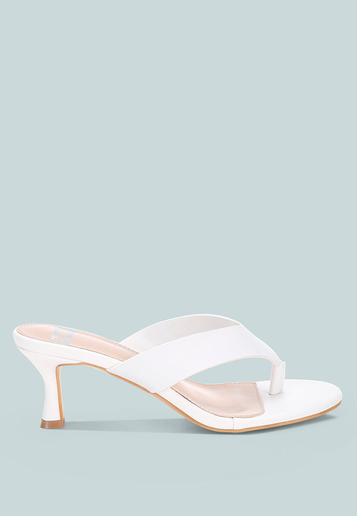 beaboux thong strap kitten heel sandals#color_white Leather