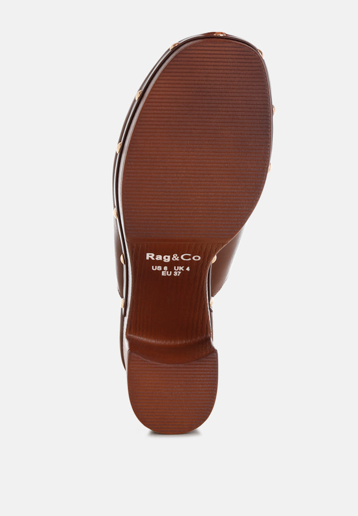 Zuecos de cuero reciclado benji#color_brown