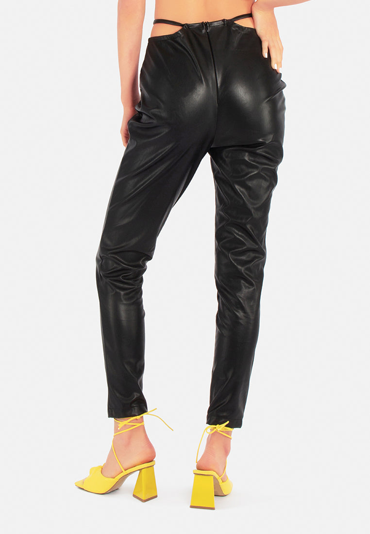 faux leather cut out waist pants#color_black