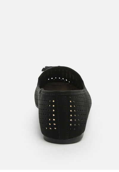 feet nest perforated microfiber loafer#color_black