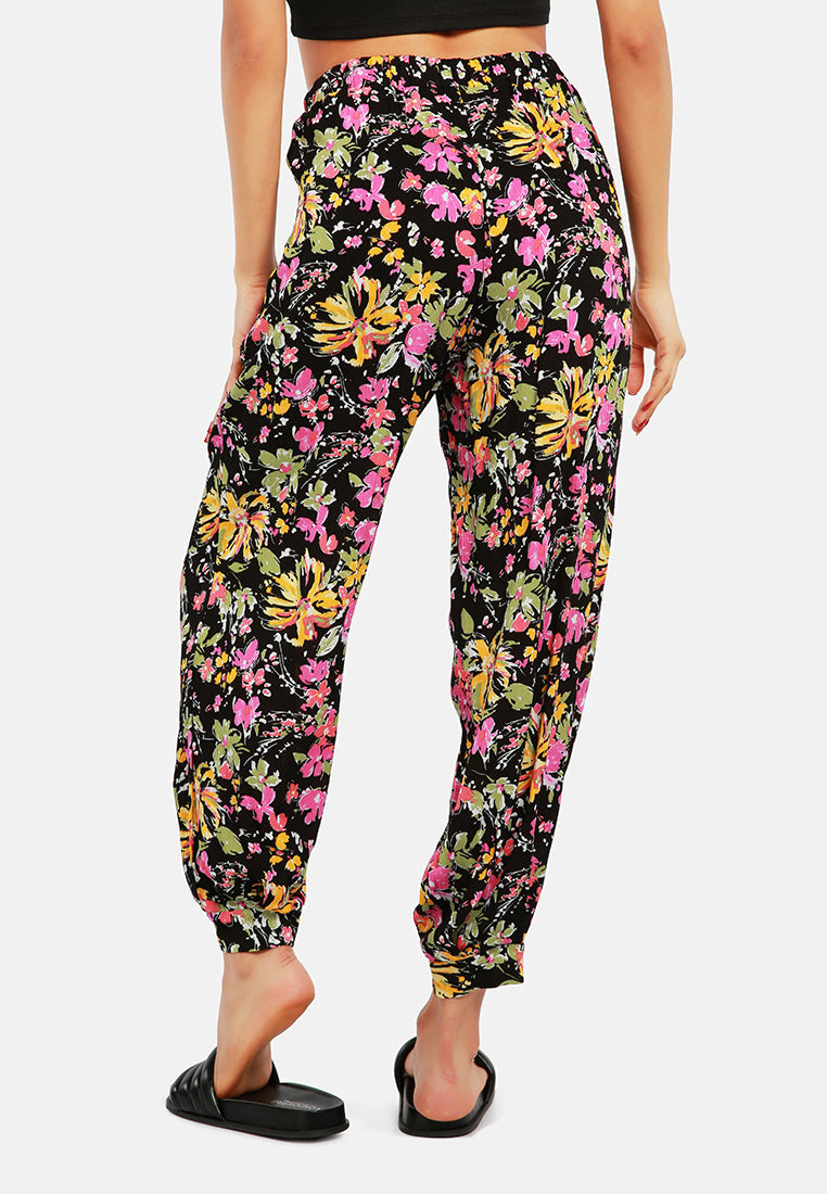 floral printed harem pants#color_black