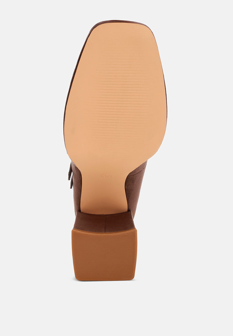 cabota dual buckle chunky heel sandals#color_taupe-suede