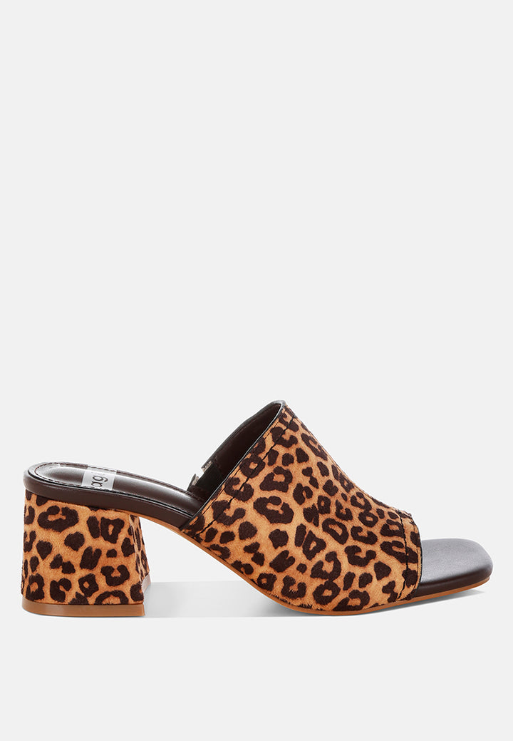 carmila square toe block heels#color_leopard