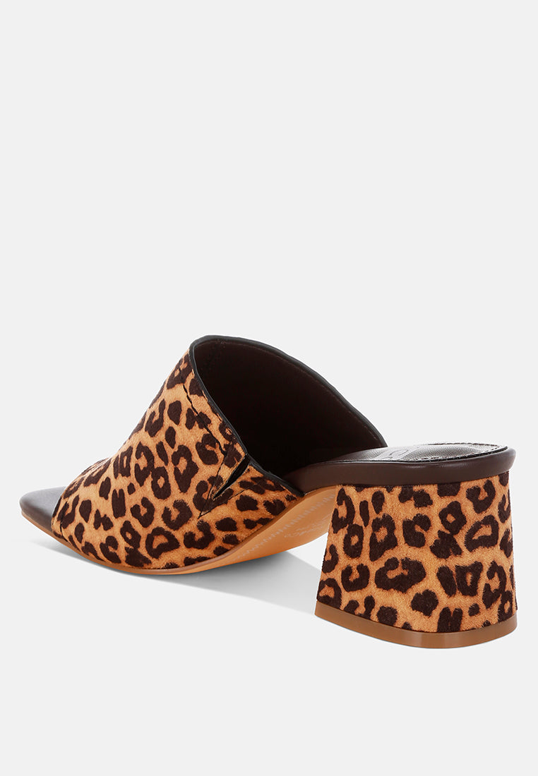carmila square toe block heels#color_leopard