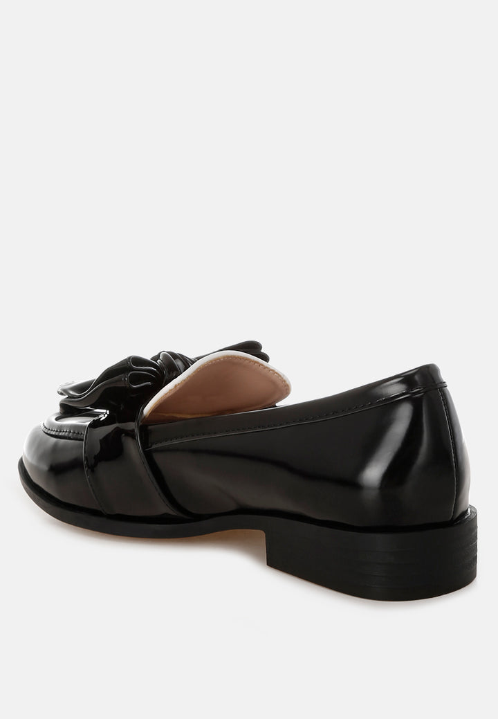 araminta classic chunky bow loafers#color_black-white