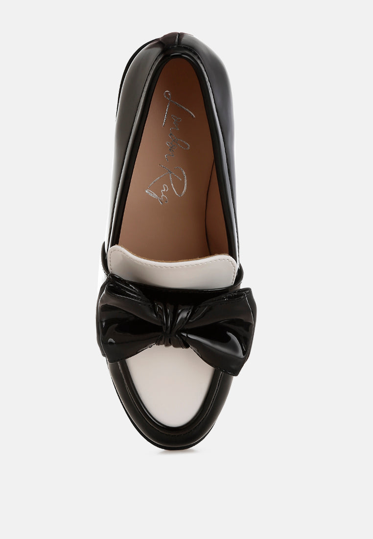 araminta classic chunky bow loafers#color_black-white