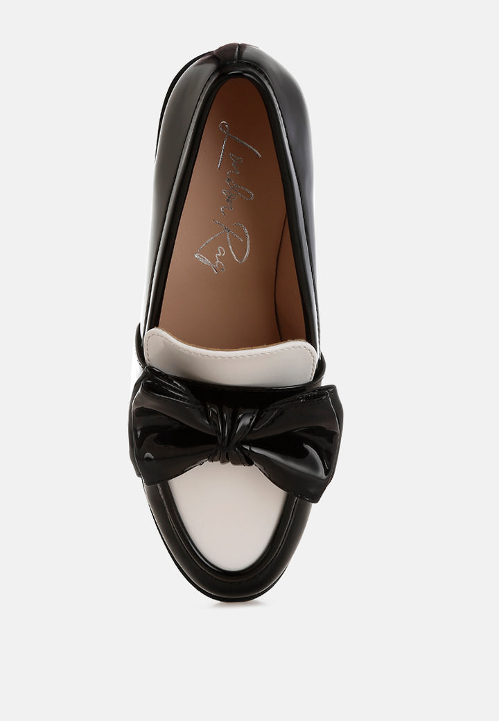 araminta classic chunky bow loafers#color_black-white