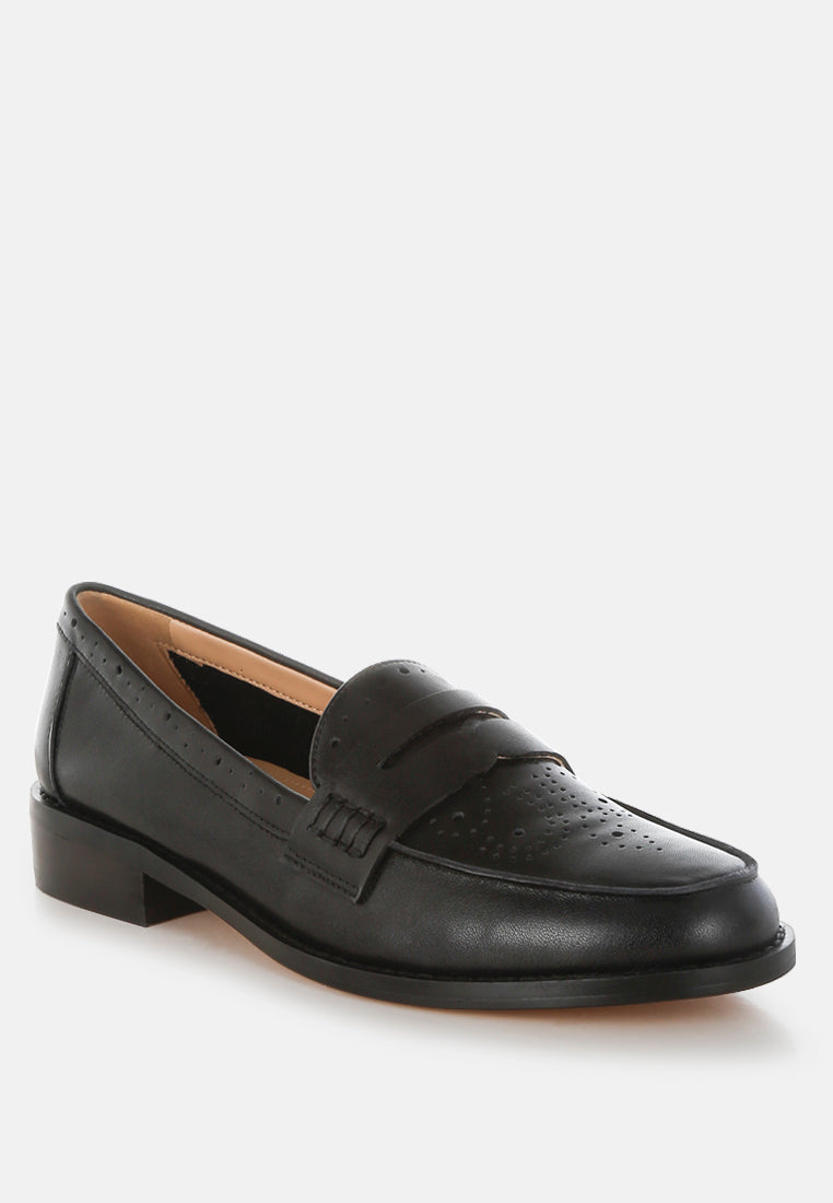 mocasines clotilda perforados tacón bajo#color_negro