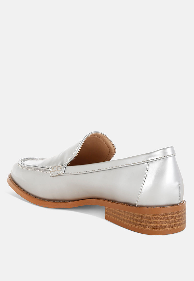 Mocasines Corleone de piel sintética con tacón apilado#color_silver