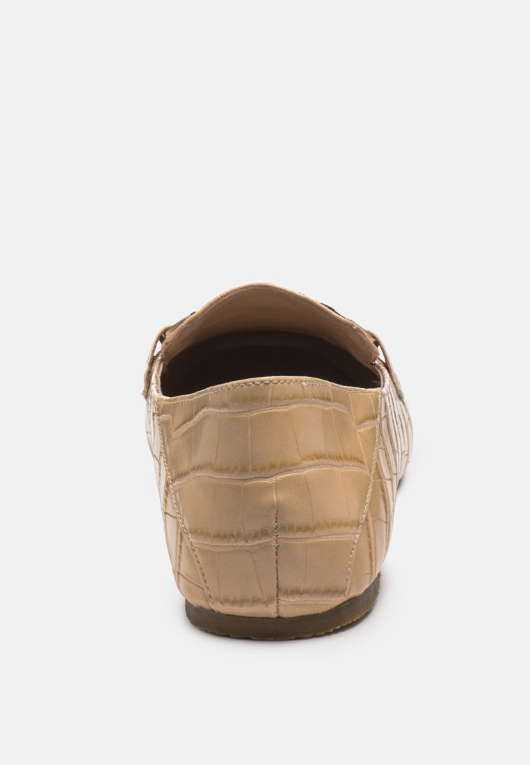wibele croc textured metal show detail loafers#color_beige