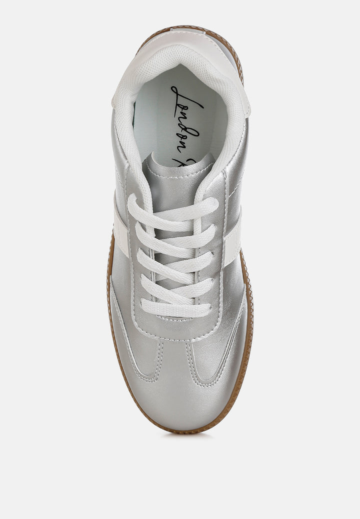 crossover lace-up metallic sneaker#color_silver