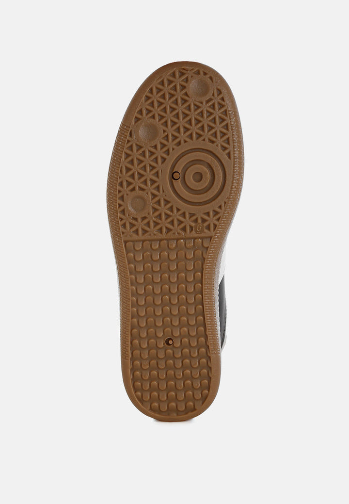 classic lace up flatform sneaker by mode#color_black