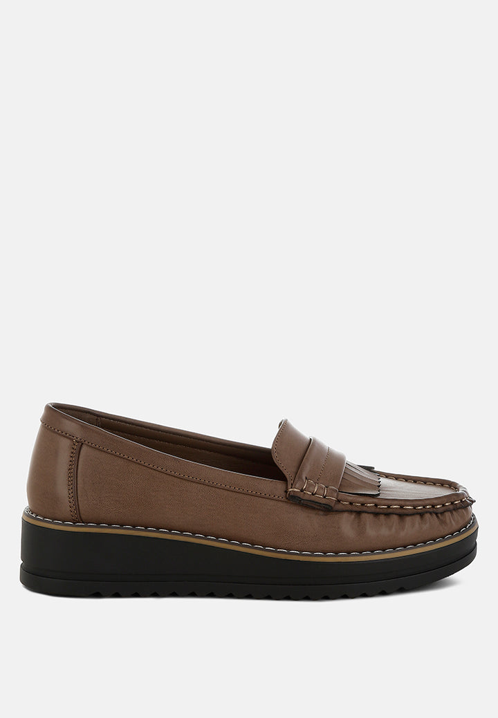 croyda fringed nubuck loafers#color_taupe