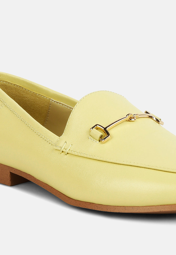 mocasines de tacón plano dareth horsebit#color_amarillo
