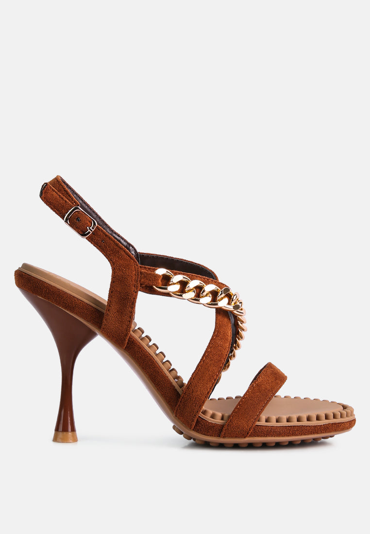 Sandalia de tacón medio con cadena metálica Domeda#color_tan