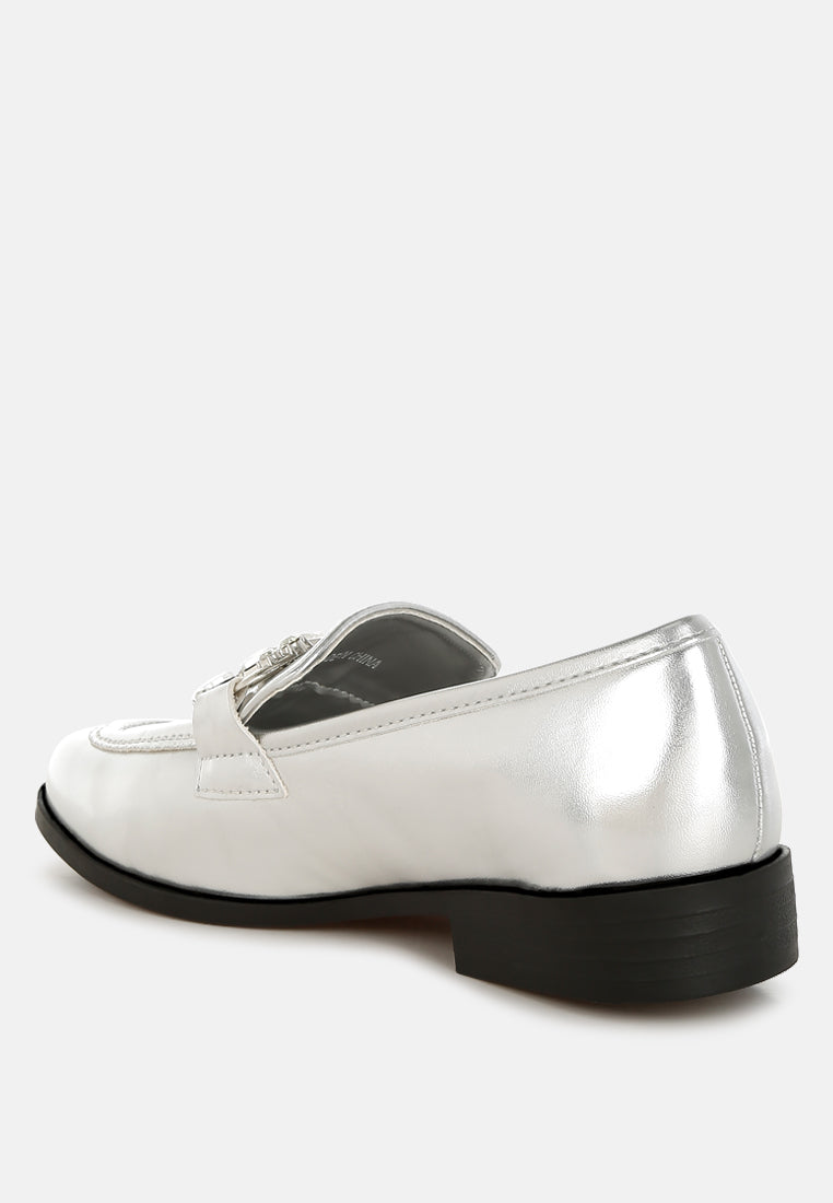 mocasines metalizados dendron con diamantes horsebit#color_silver