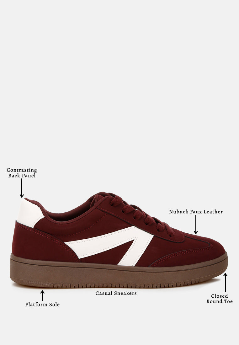zapatillas gruesas zoomer con patchwork en contraste#color_burgundy