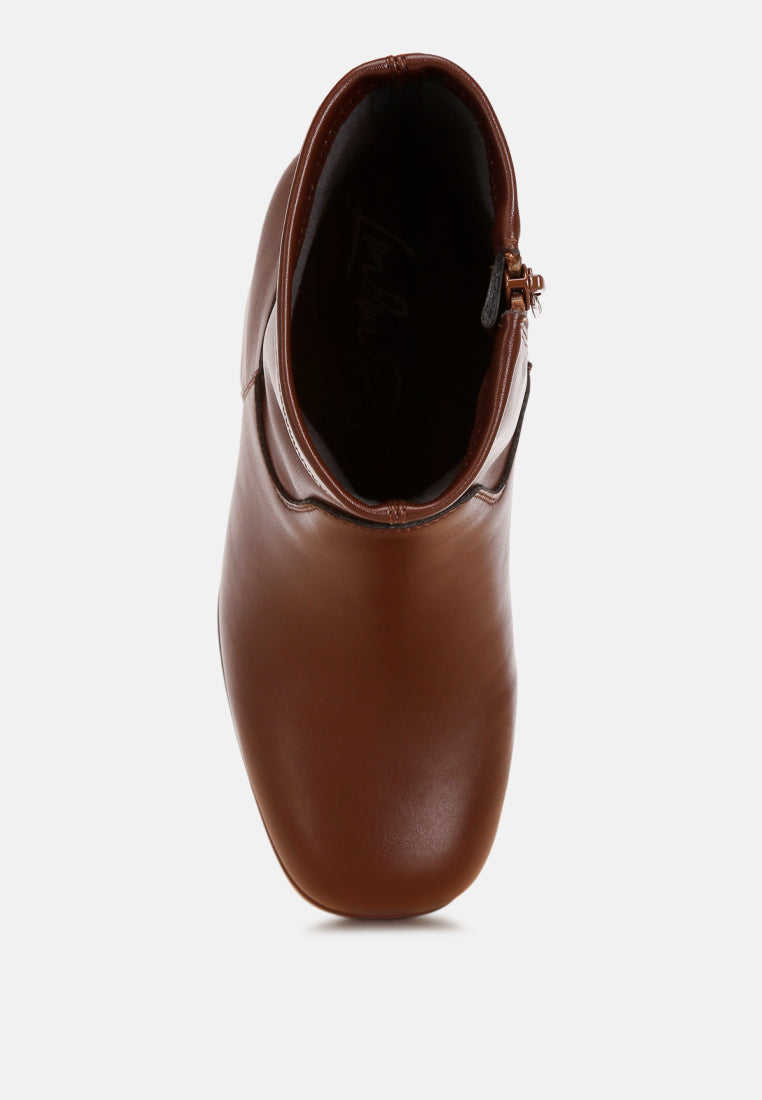 Botines con punta cuadrada elevada Antbera#color_brown-smooth