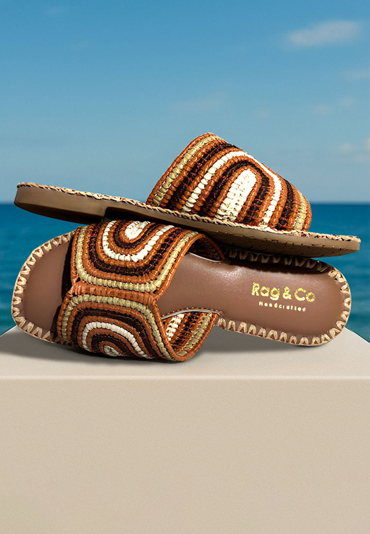 zapatos planos sin cordones de rafia tejida a mano kivah#color_brown
