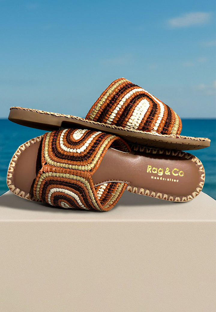 zapatos planos sin cordones de rafia tejida a mano kivah#color_brown