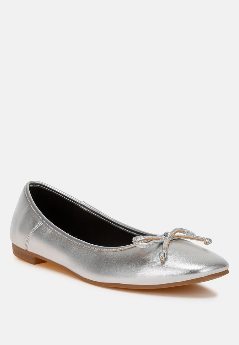 Bailarinas metalizadas con detalle de lazo Ipara#color_silver