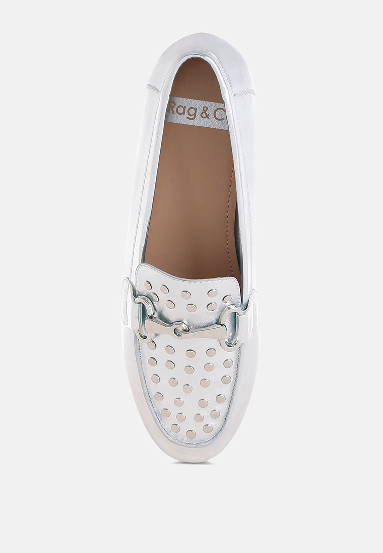 mocasines de piel metalizada con tachuelas y horsebit estafa#color_silver