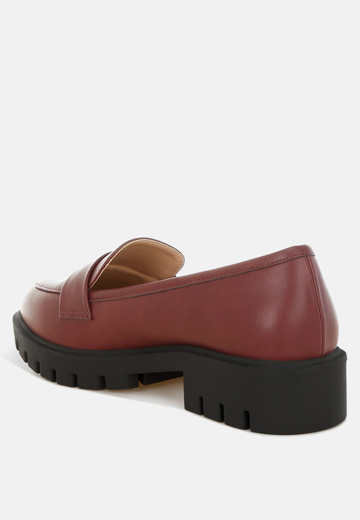 peridot faux leather chunky loafers#color_burgundy