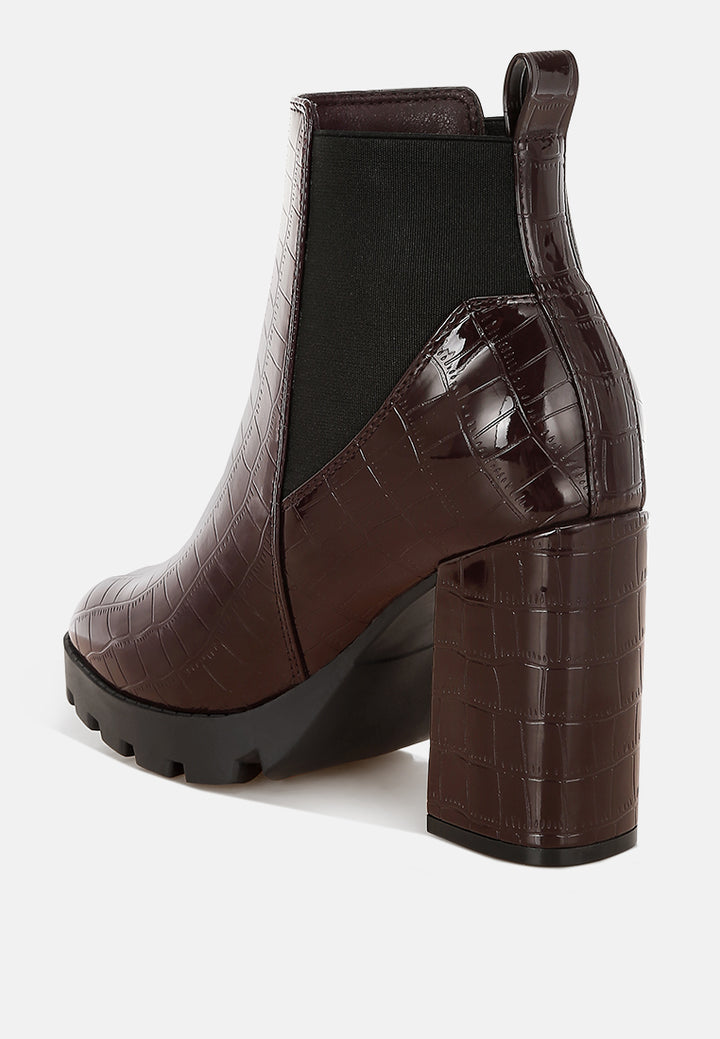 foxy faux leather croc chelsea boots#color_brown