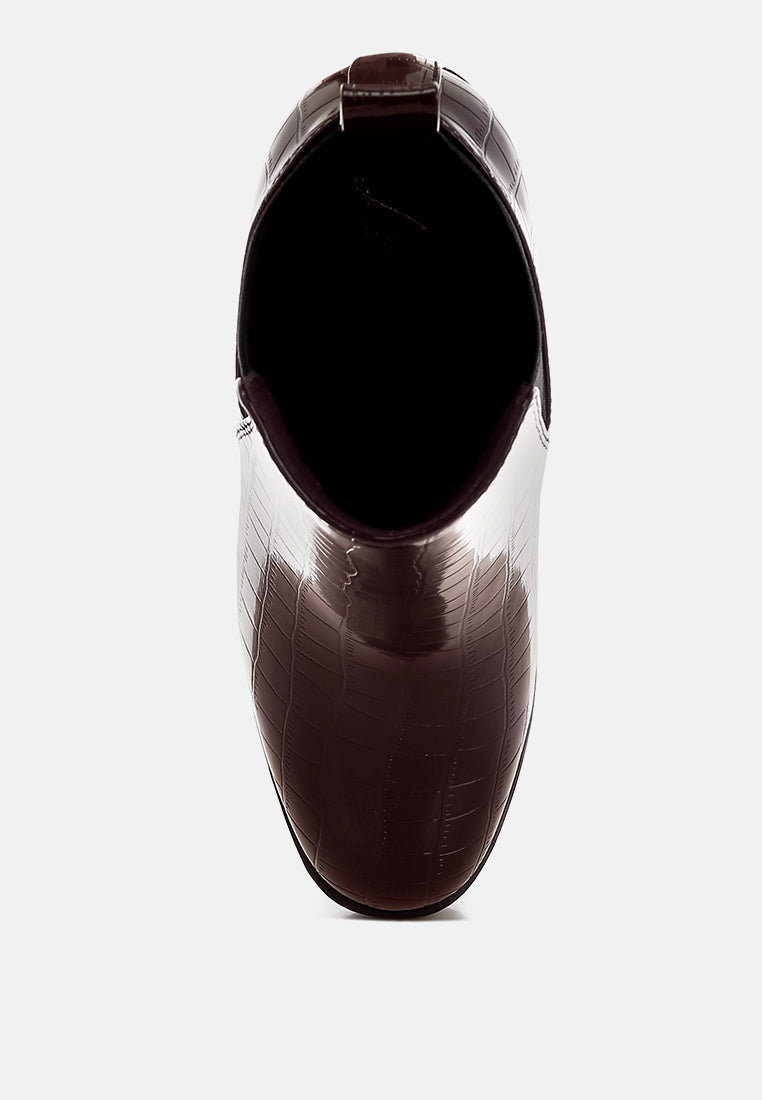 foxy faux leather croc chelsea boots#color_brown