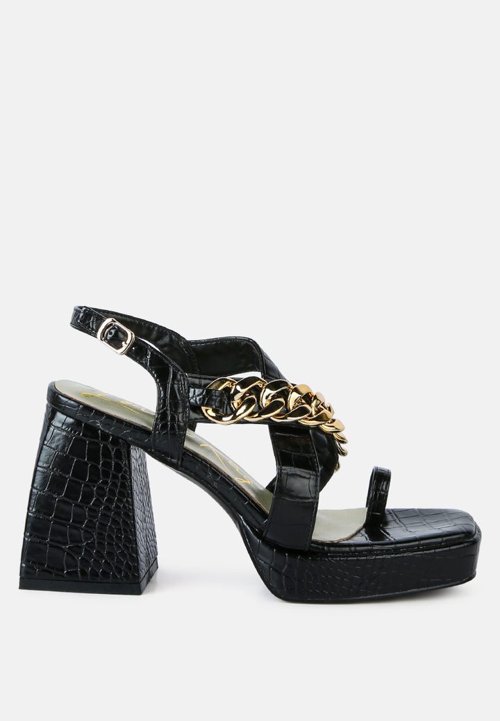 frecklin metal chain strap croc block sandals#color_black