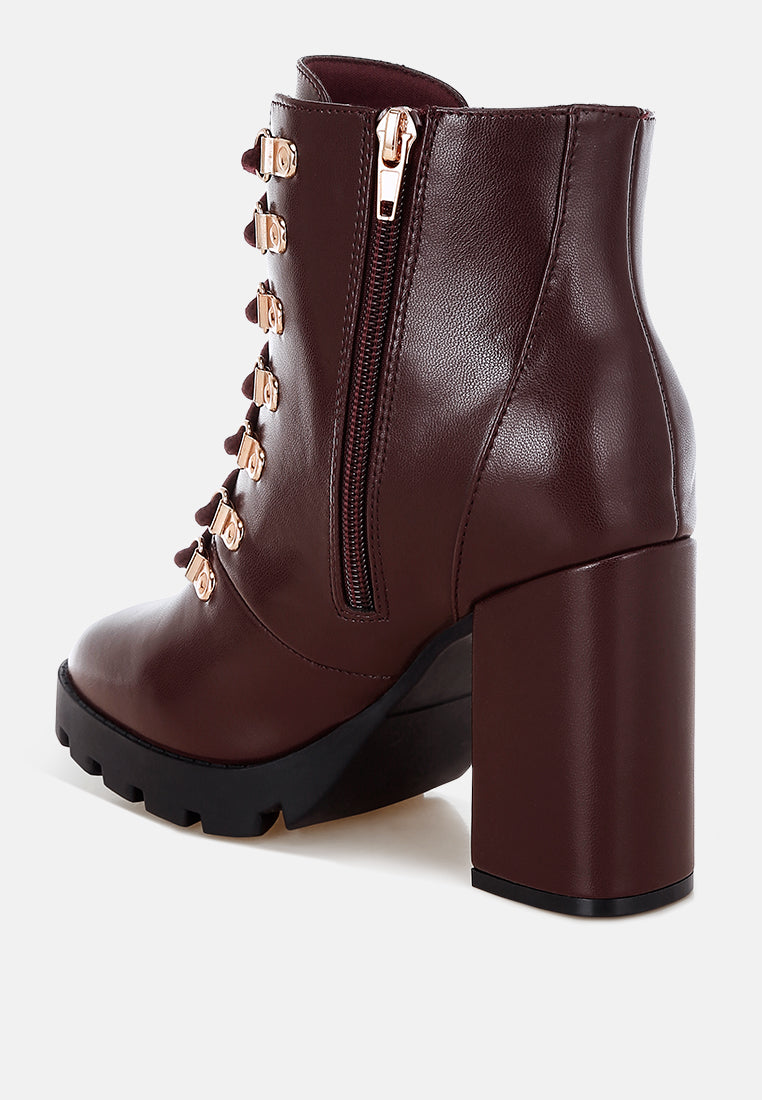 hamiltons lace up block heel boots#color_burgundy